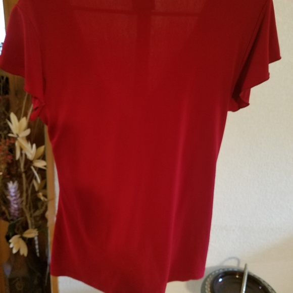 Red Top - Picture 3 of 4